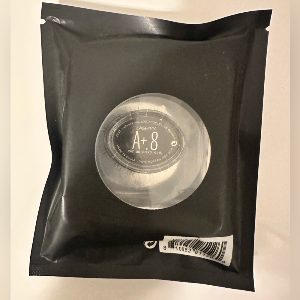 LASHIFY A+8 Faux Mink Lashes in Black